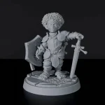 Alacsony ár Titan Forge Miniatures Gnome Female Fighter ver 1
