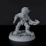 Titan Forge Miniatures Halfling Male Rogue ver 1 Utolsó esély
