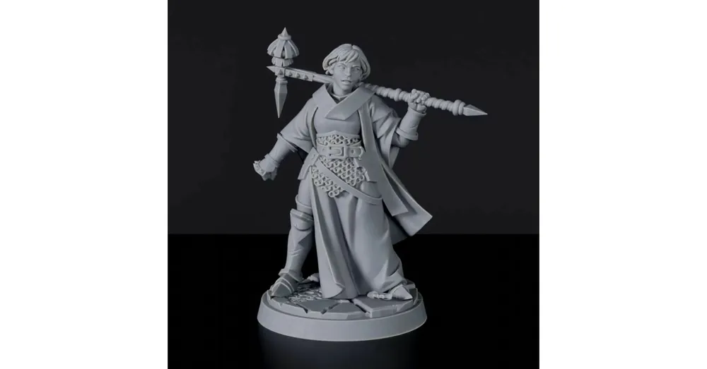 Titan Forge Miniatures Human Female Cleric ver 1b Vedd meg online