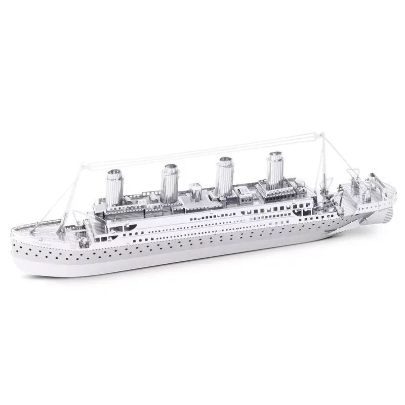 Metal Earth Titanic - lézervágott acél makettező szett Gyors kiszállítás